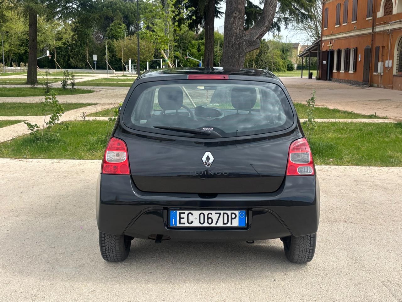 Renault Twingo 1.2 16V neopatentati euro 5