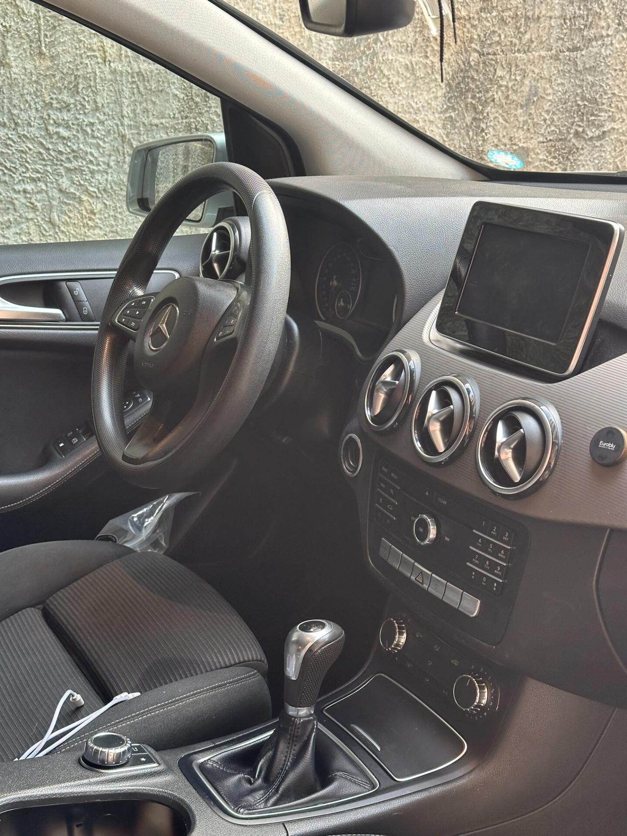 Mercedes-benz B 180 d Business