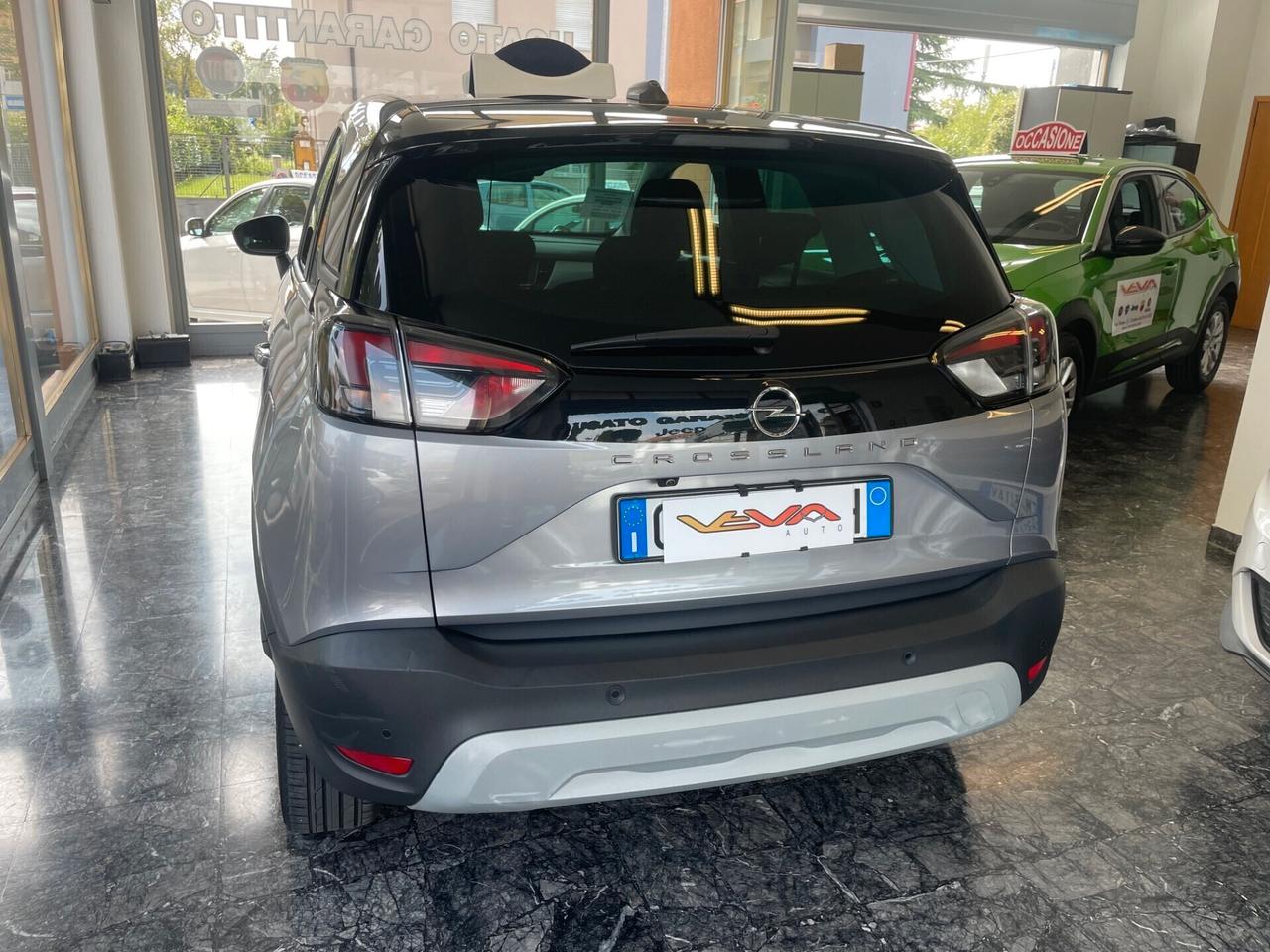 Opel Crossland 1.2 12V Blitz Edition