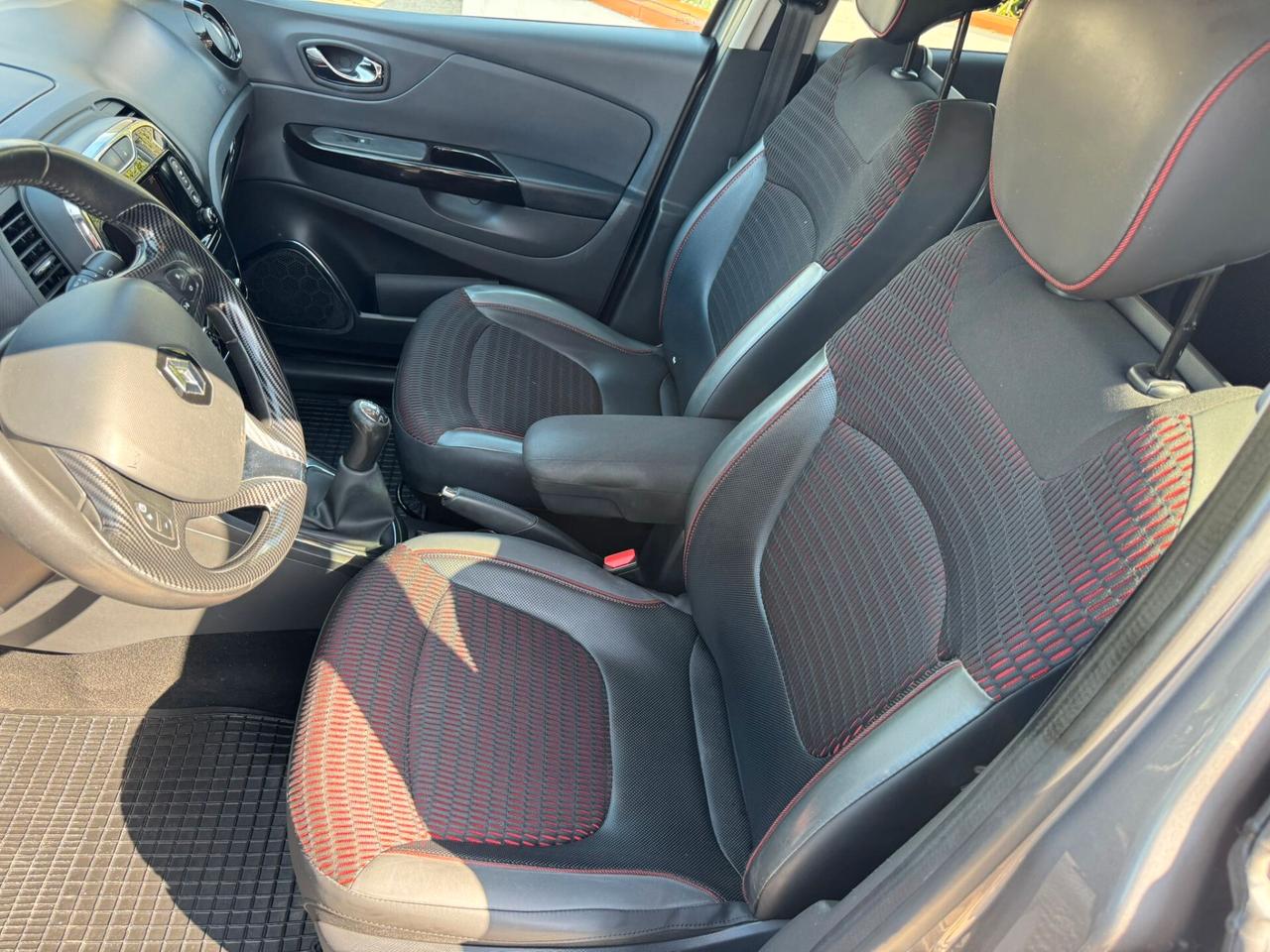 Renault Captur 1.5 90 CV Project Runway