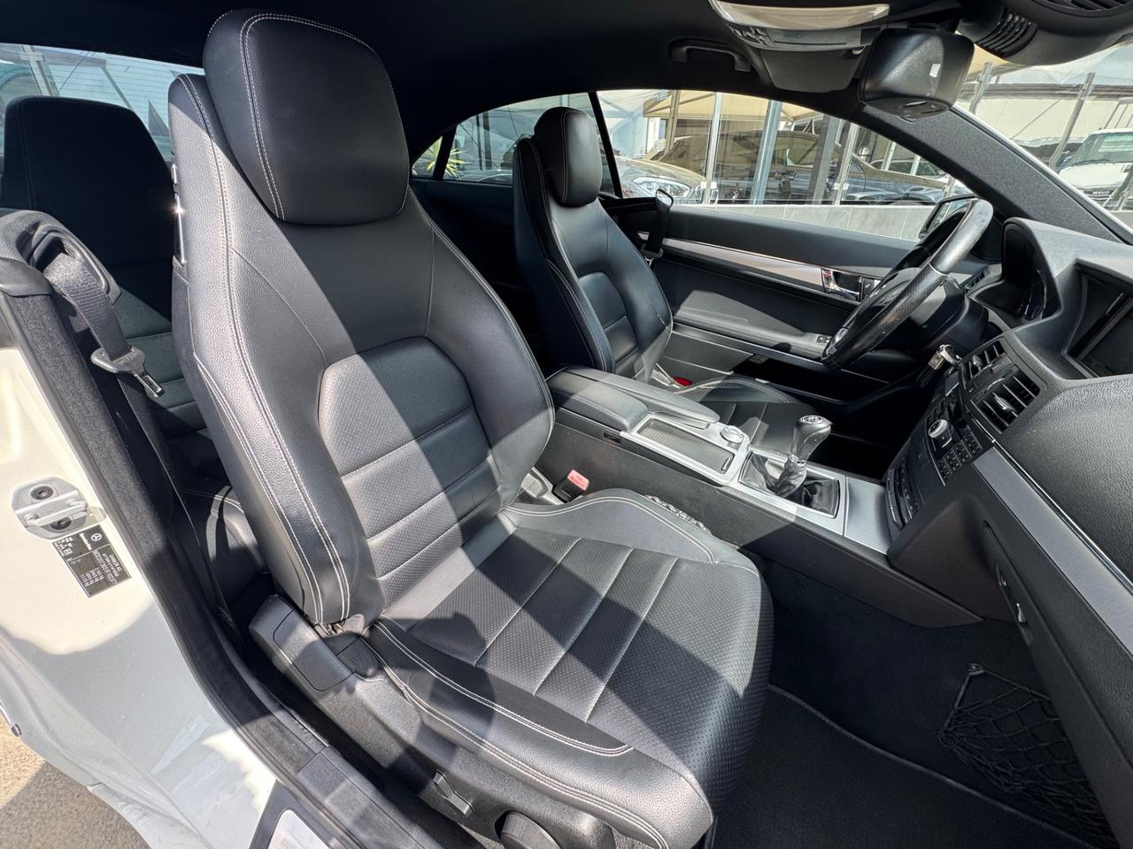 MERCEDES CLASSE E 250D 204 CV AMG FULL MANUALE