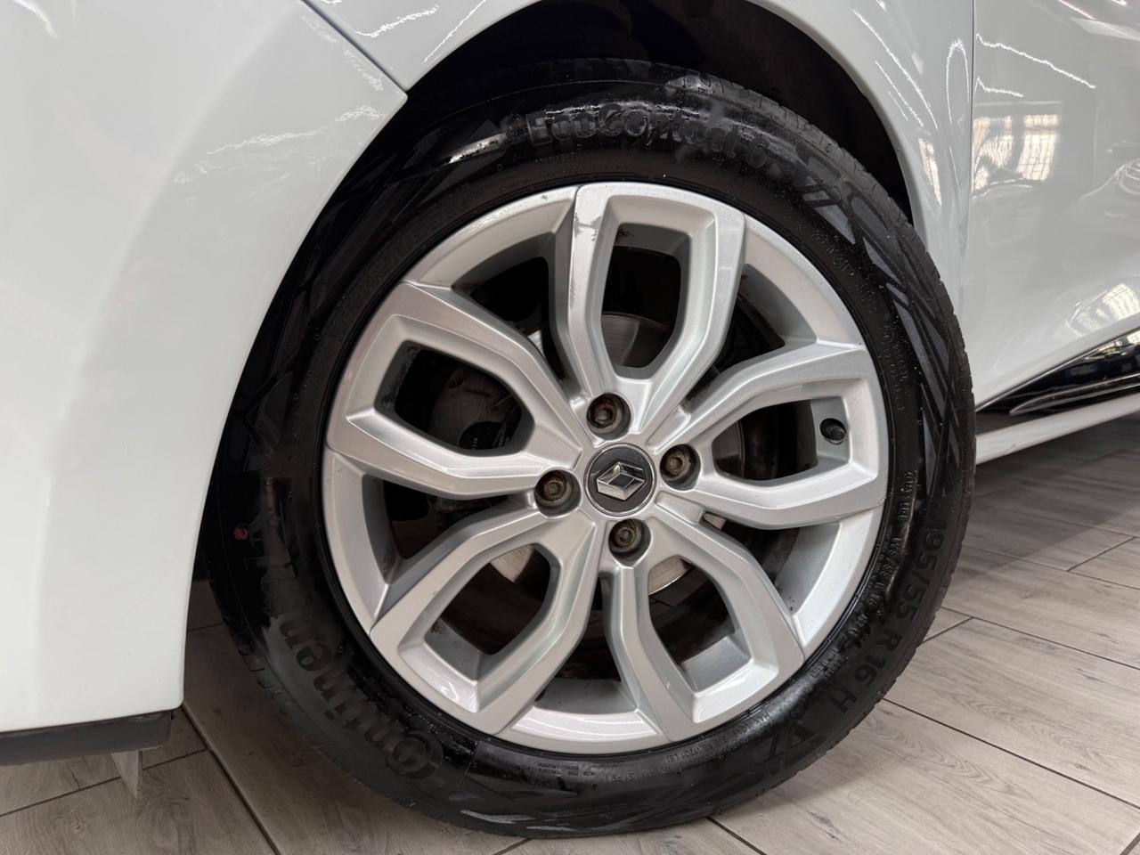 Renault Clio TCe 12V 90CV Start&Stop 5 porte Energy Intens Kamera PRONTA CONSEGNA
