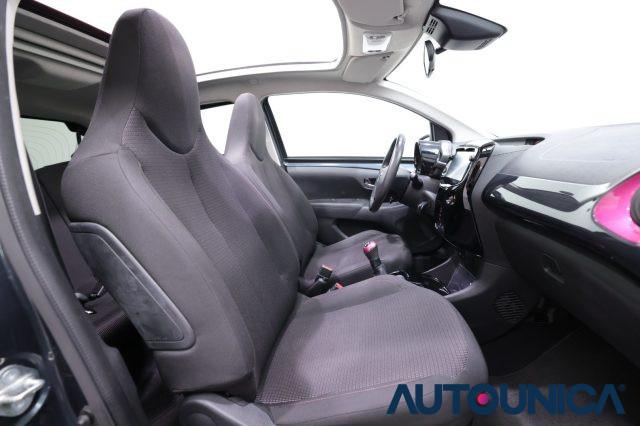 TOYOTA Aygo CONNECT 1.0 VVT-I 72 CV 5 PORTE X-WAVE CABRIO