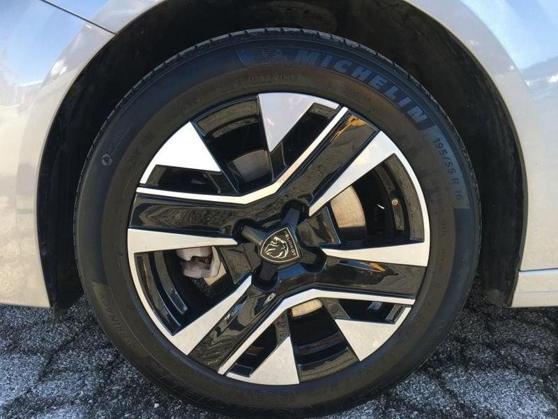 Peugeot 208 PureTech 100cv Allure 5p NAVI + CAMERA 360 + KEYLESS