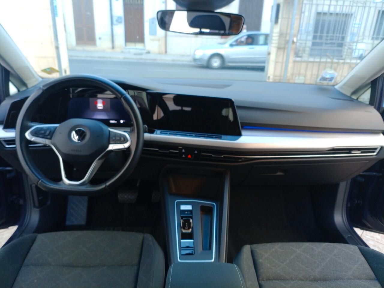 Volkswagen Golf 1.0 TSI EVO Life