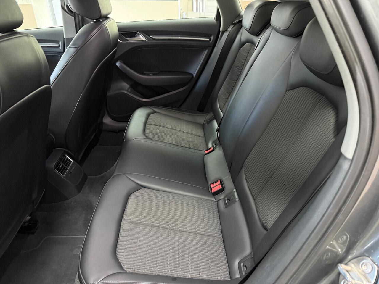 Audi A3 1.6 TDI 116 CV S tronic Sport