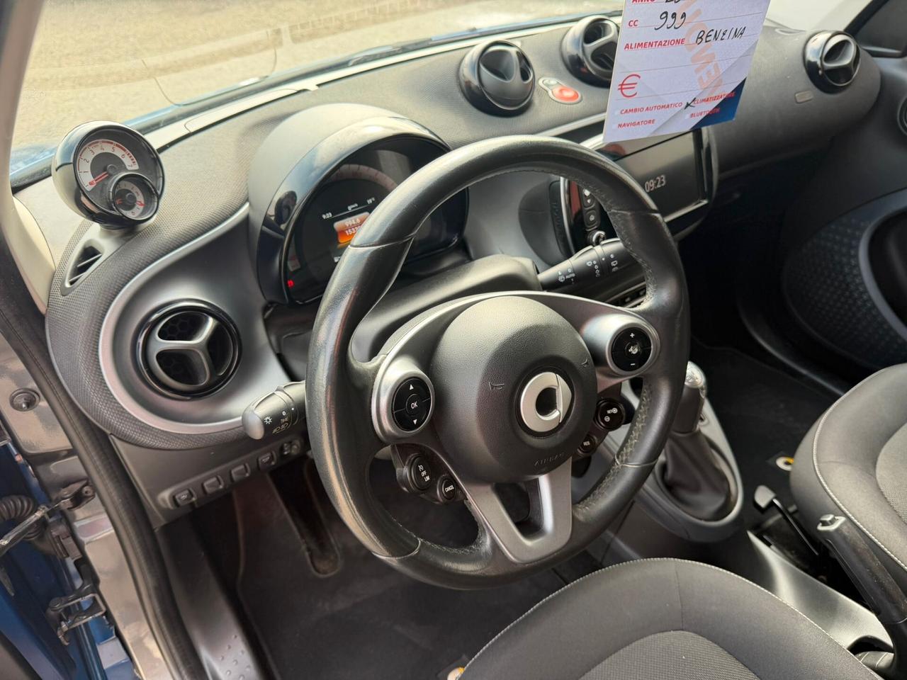 Smart ForFour 2019 1.0B *MAN* *UNIPRO*