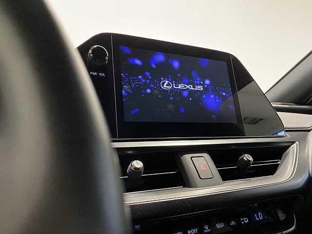 Lexus UX Hybrid Design
