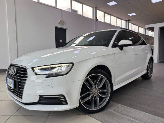 AUDI A3 SPB 40 e-tron S tronic Sport
