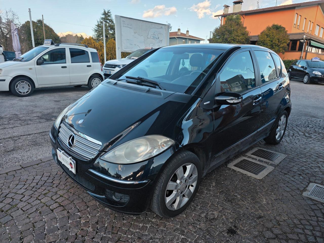 Mercedes-benz A 180 160 CDI Elegance motore sostituito