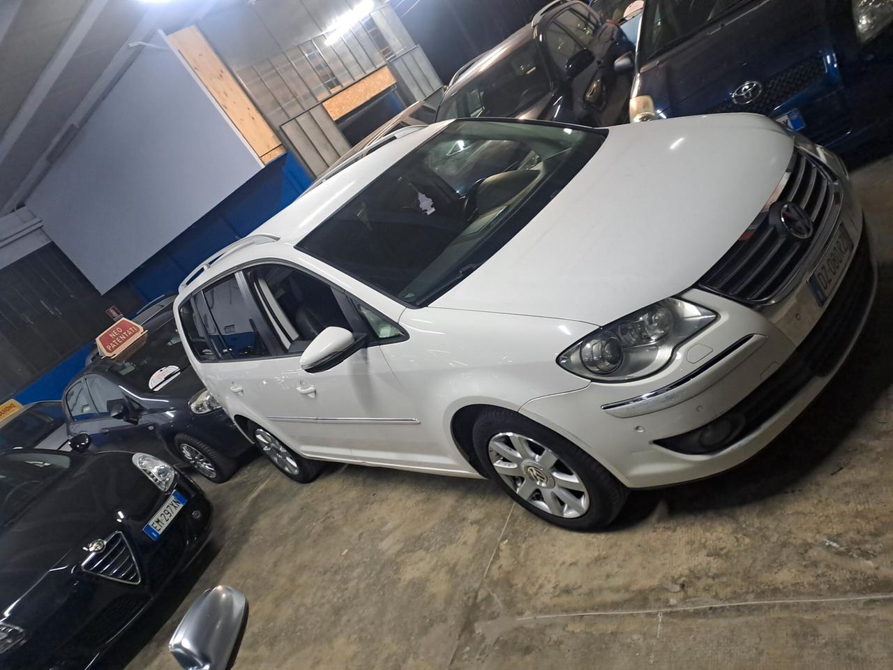 Volkswagen Touran 2.0 TDI 140 CV Highline