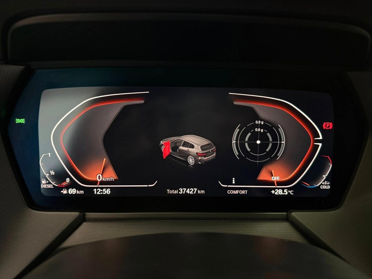 Bmw 118 118d 5p. Msport