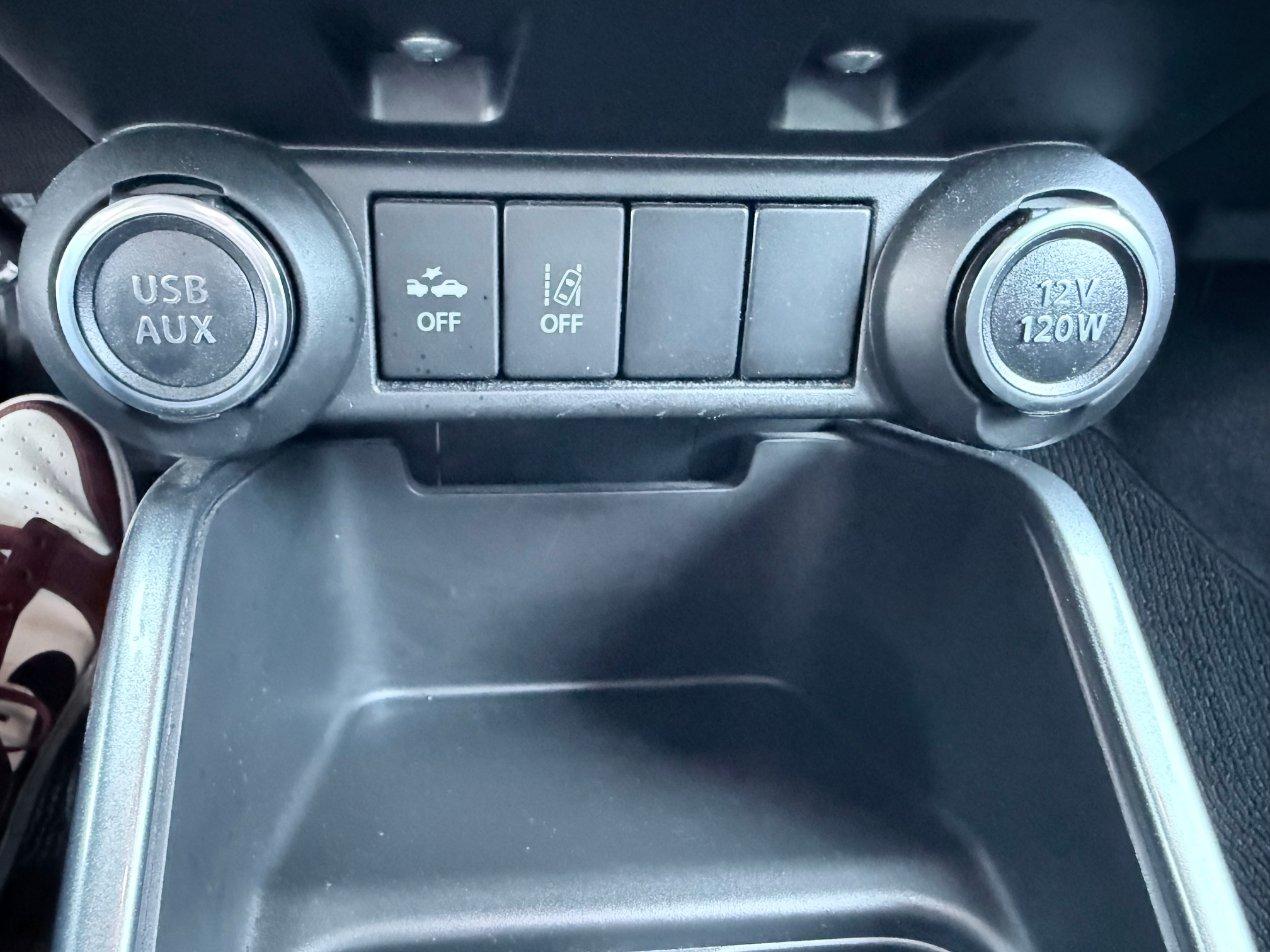 Suzuki Ignis 1.2h Top 2wd