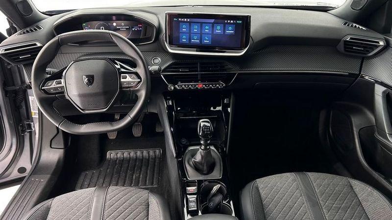 Peugeot 2008 2008 PureTech 100 S&S Allure RETROC. KEYLESS RETROC.