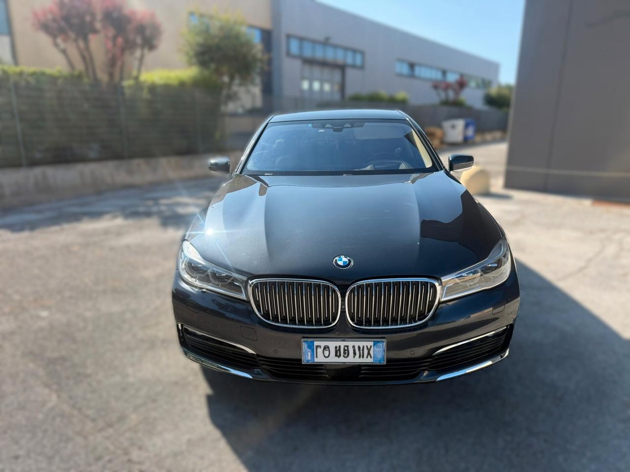 BMW 730 3.0 D 2017 CARBON CORE 12 MESI DI GARANZIA