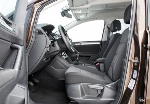 VOLKSWAGEN Touran III 2015 - Touran 1.5 tsi Business 150cv dsg