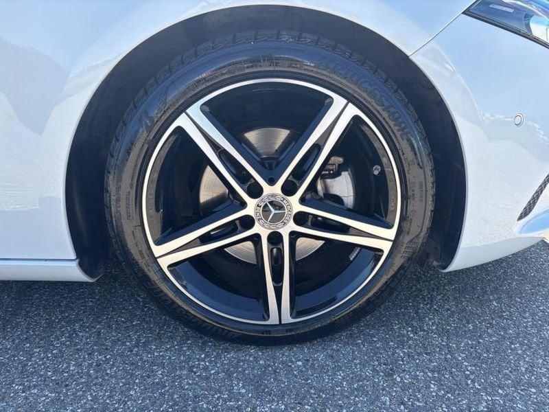 Mercedes-Benz Classe A A 180 D SPORT AUTO