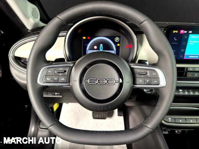 FIAT 600 Hybrid 110 CV DCT MHEV La Prima