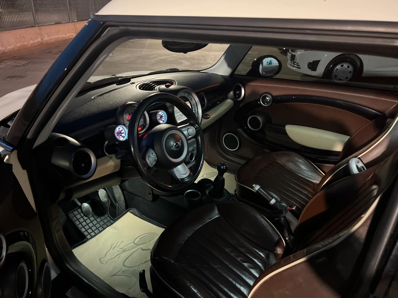 Mini Cooper D Clubman 1.6 ANTIFURTO-TAGLIANDATA