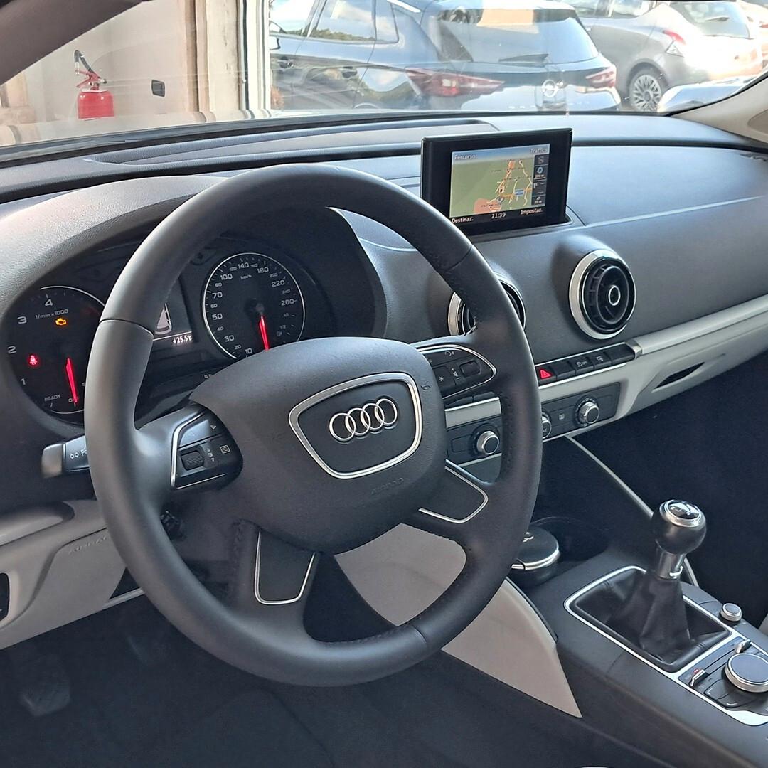 Audi A3 SPB 1.6 TDI ultra Attraction
