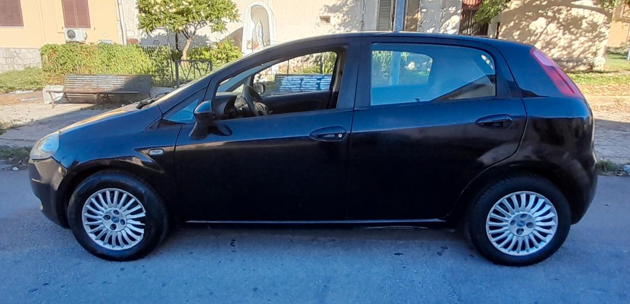 Fiat Grande Punto 1.3 MJT 75 CV 5 porte Dynamic