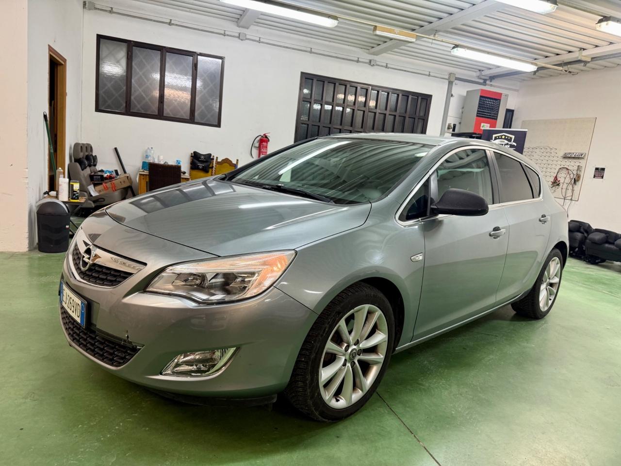 Opel Astra 1.7 CDTI 125CV 5 porte Cosmo