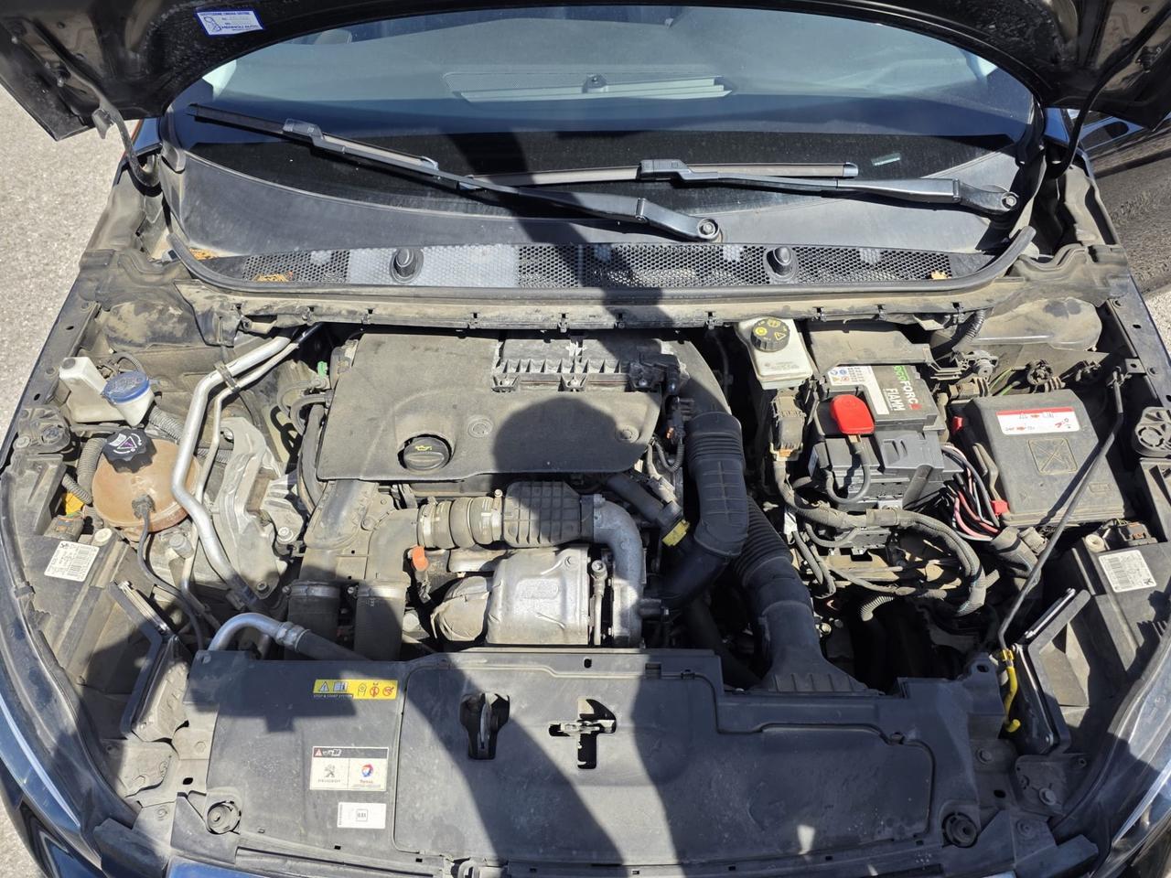 Peugeot 308 BlueHDi 120 S&S EAT6 SW Allure