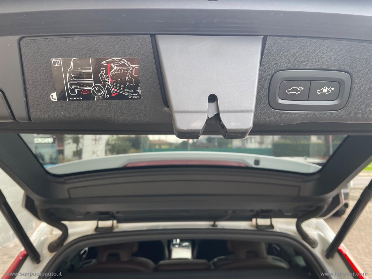 VOLVO XC60 B4