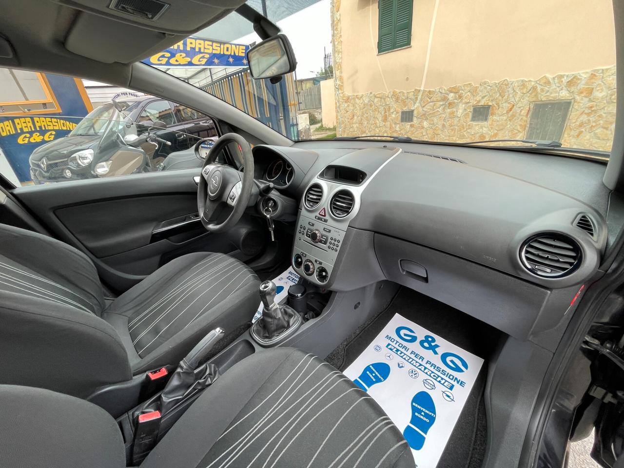 Opel Corsa 1.2 5 porte Enjoy
