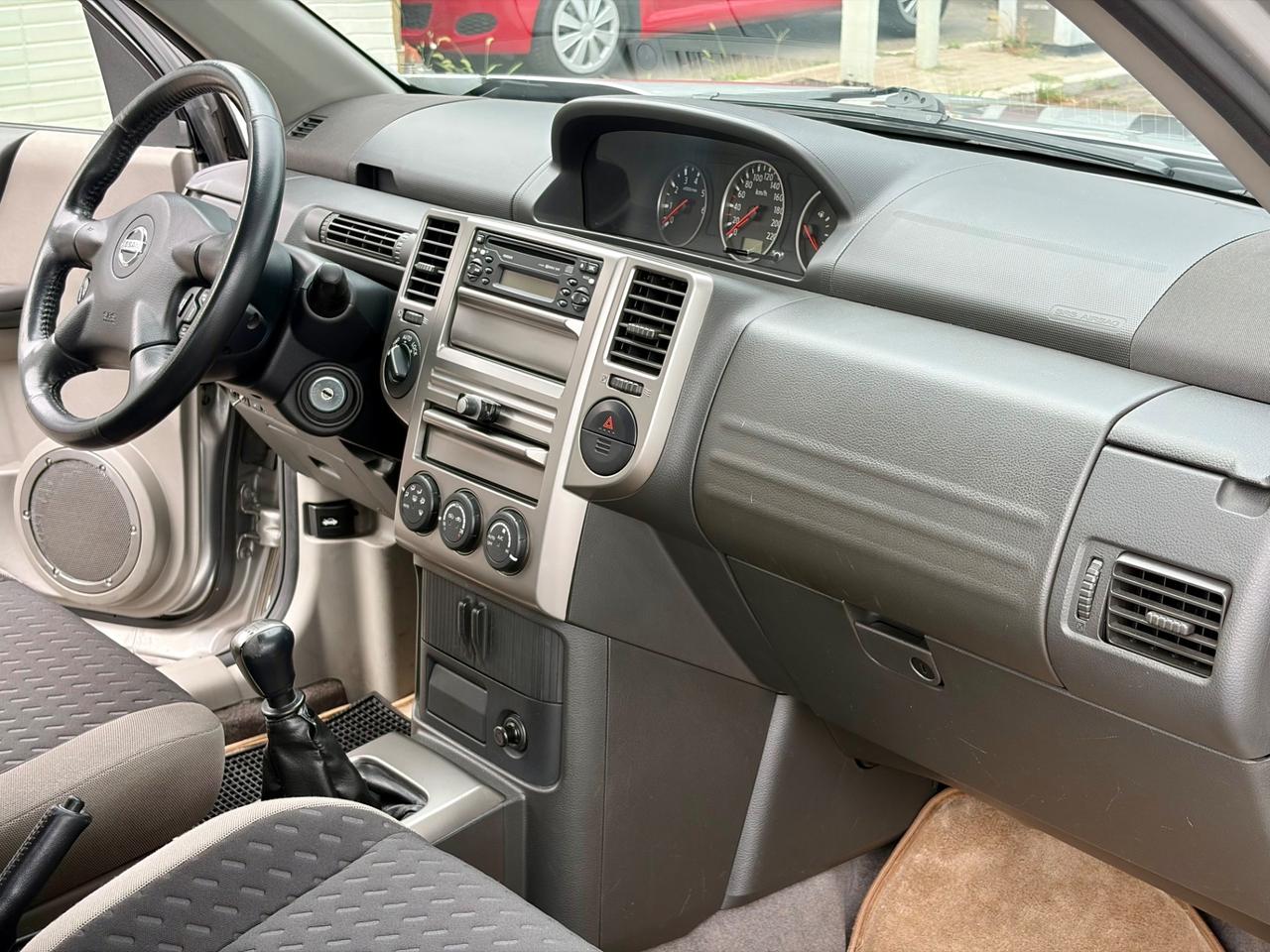 Nissan X-Trail 2.2 dCi Elegance PERFETTA
