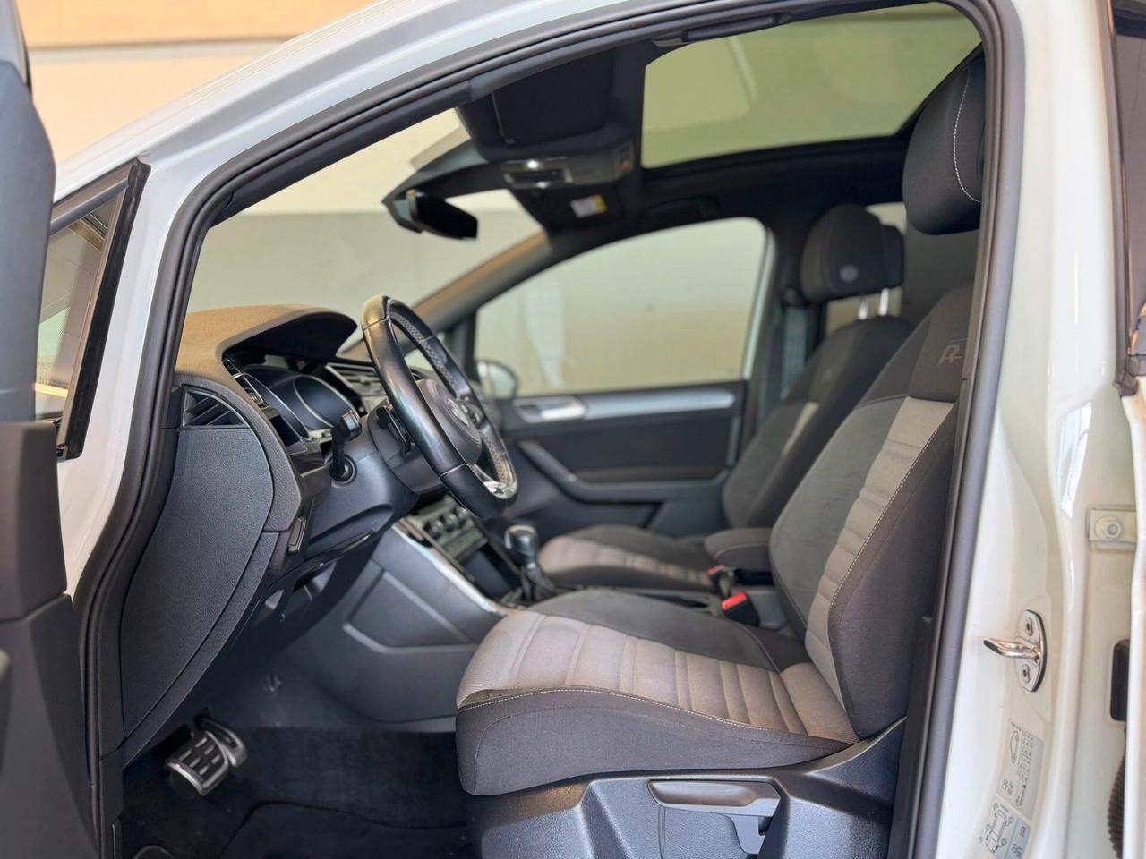 Volkswagen Touran 1.5 TSI EVO DSG R-Line 7Posti Gancio