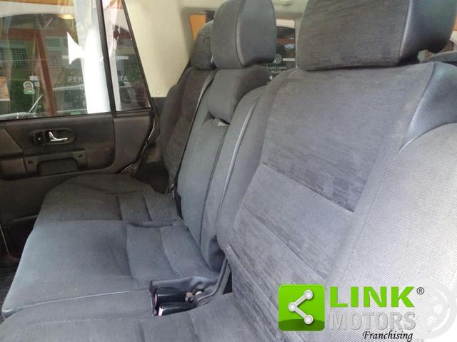 LAND ROVER Discovery 2.5 TD5 7 POSTI