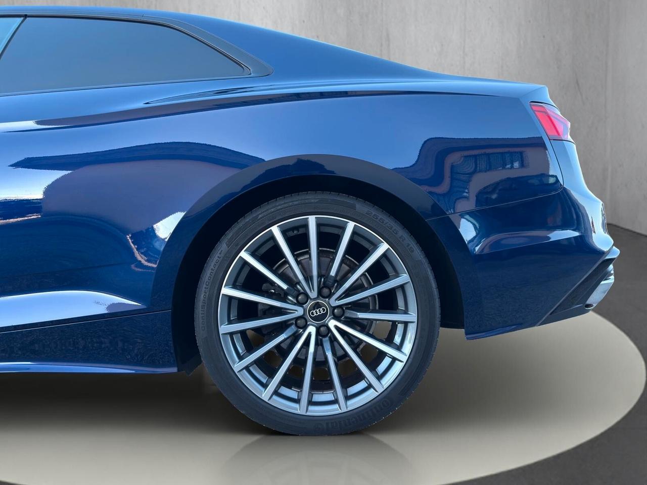 Audi A5 40 TDI 204Cv S tronic line edition