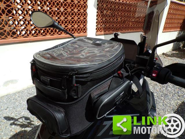 BMW F 750 GS Triple Black