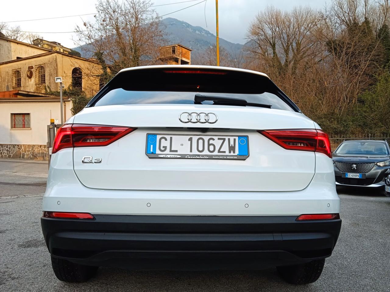 Audi Q3 35 TDI S tronic line edition black
