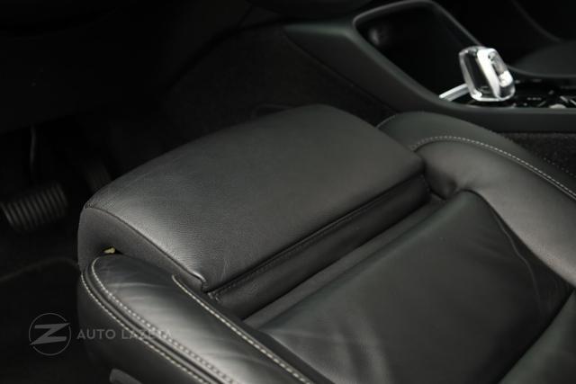 VOLVO XC40 T5 Recharge Plug-in Hybrid Inscription Auto