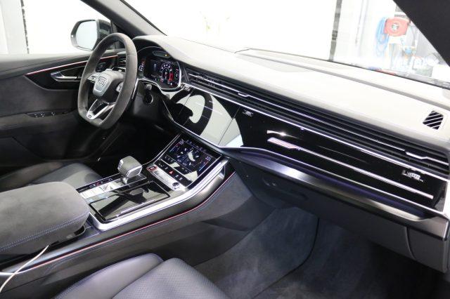 AUDI RS Q8 TFSI V8 quattro tiptronic Performance