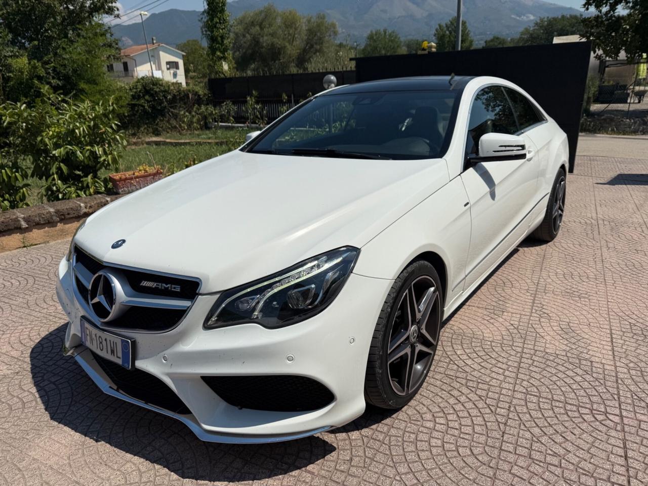 Mercedes-benz E COUPE AMG Premium 2.2cc cdi