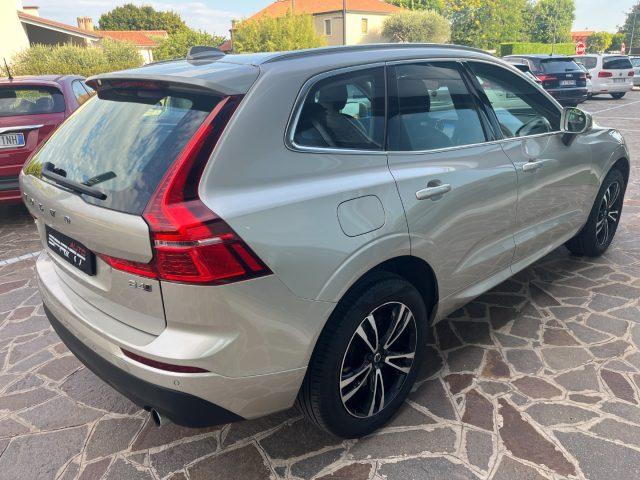 VOLVO XC60 B4 AWD GEARTRONIC 197CV MOMENTUM PRO