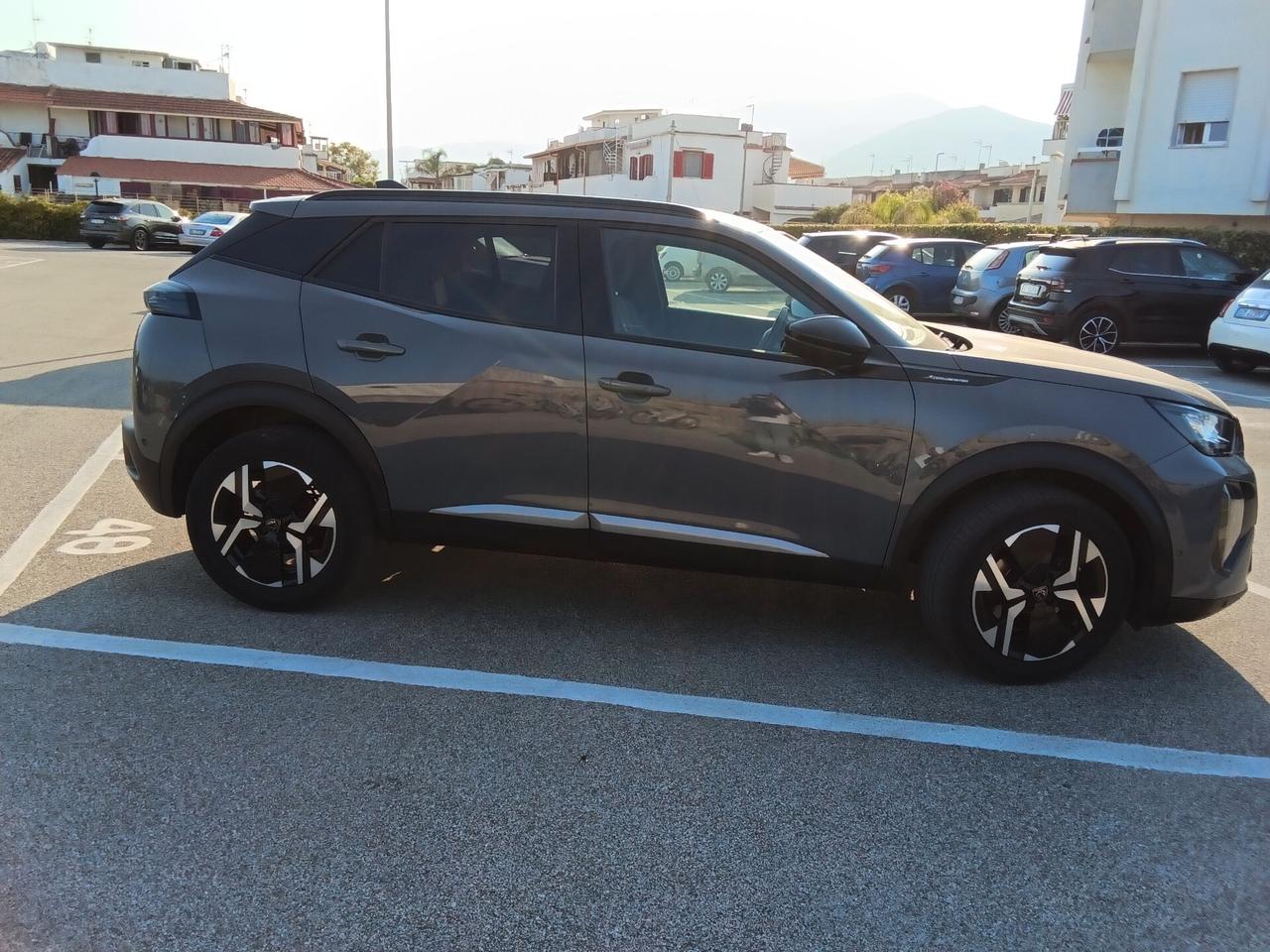 Peugeot 2008 BlueHDi 130 S&S EAT8 Allure