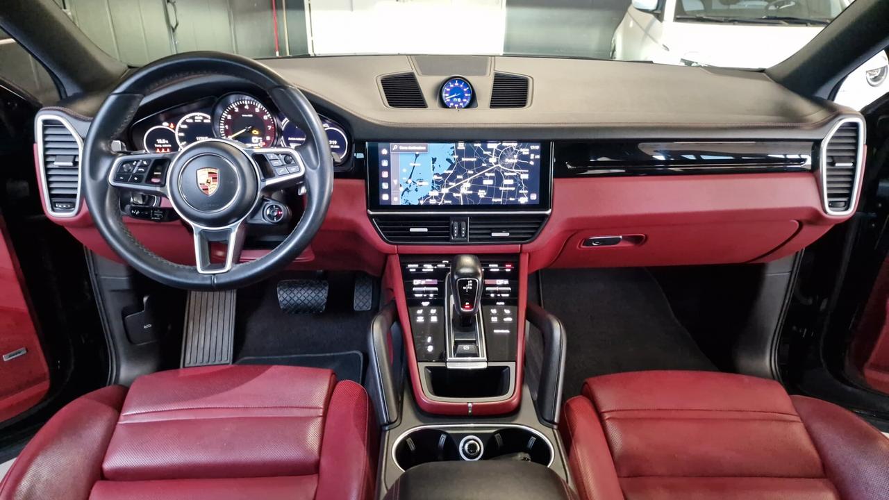 Porsche Cayenne 3.0 V6 E-Hybrid