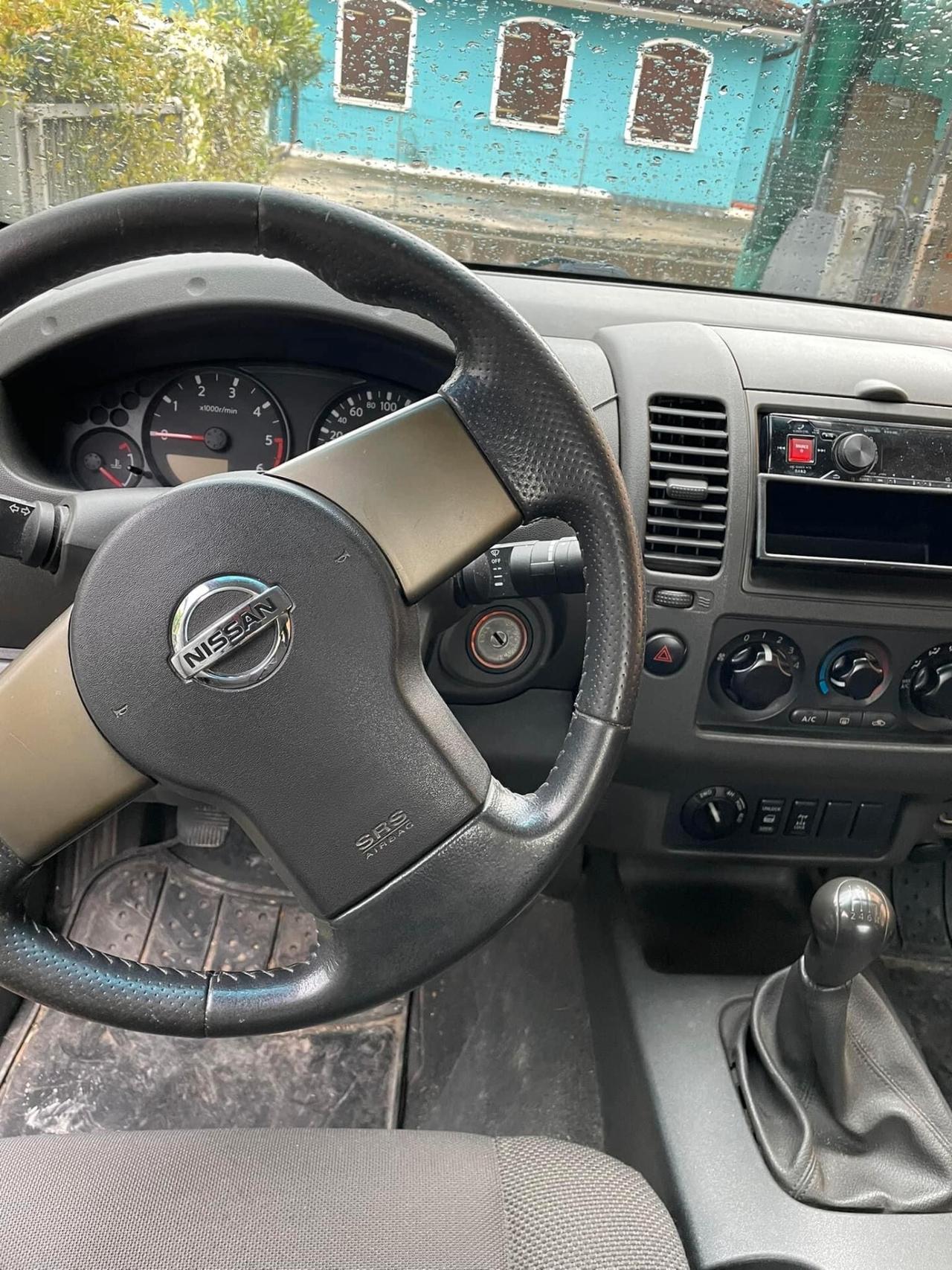 Nissan Navara 2.5 dCi 2 pikap