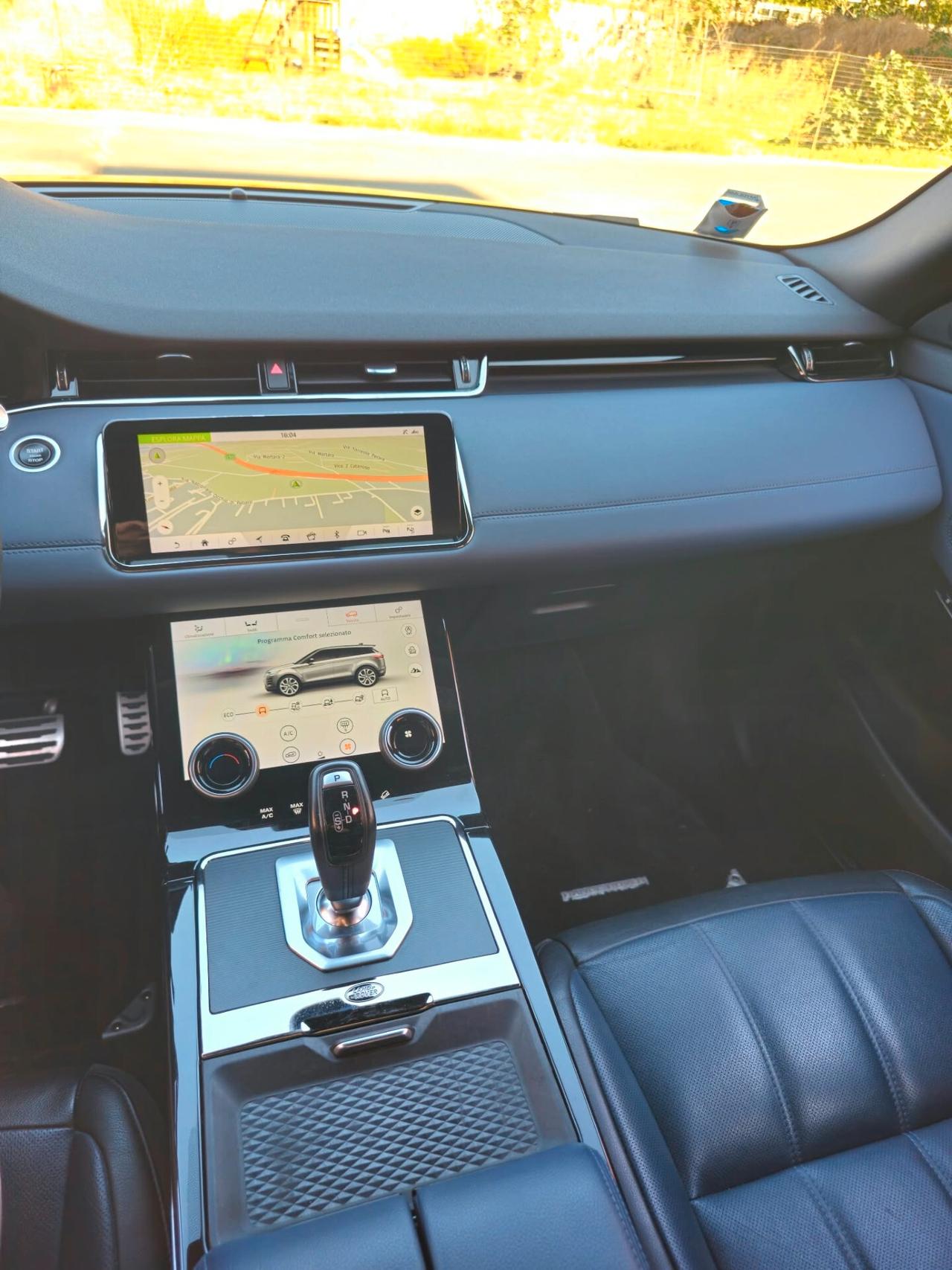 Land Rover Range Evoque 2.0D I4-L.Flw 150CV AWD Auto R-Dynamic SE
