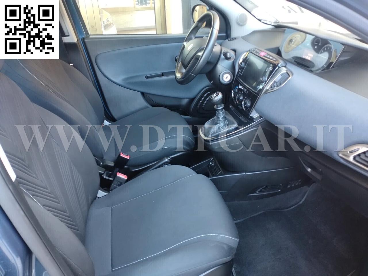 Lancia Ypsilon 1.0 FireFly 5 porte S&S Hybrid Ecochic Gold