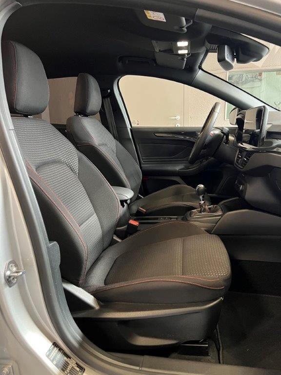 Ford Focus 1.0 Hybrid 125 CV SW ST-Line