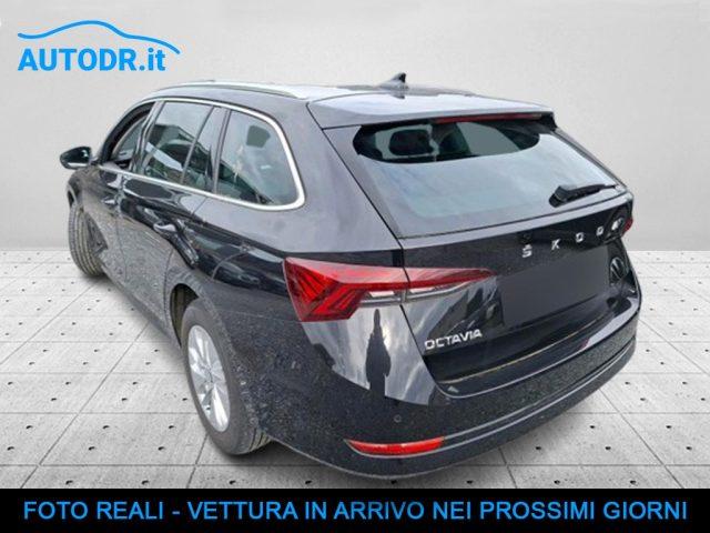 SKODA Octavia Wagon 1.5 G-TEC DSG Executive Navi, solo 9000km!