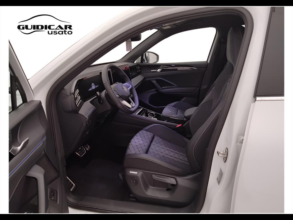 VOLKSWAGEN Tiguan III 2024 - Tiguan 1.5 etsi R-Line Plus 150cv dsg