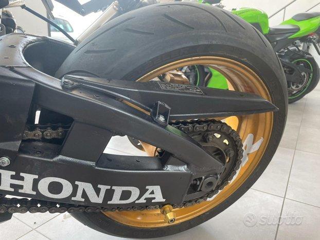 Honda CBR 900 RR