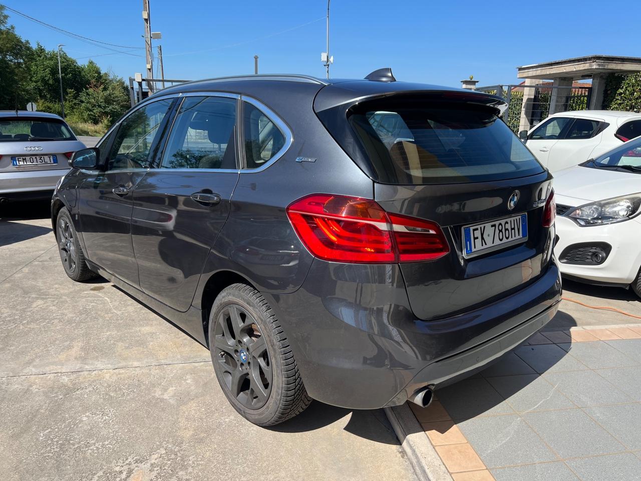 Bmw Hibryd 218i Active Tourer Luxury
