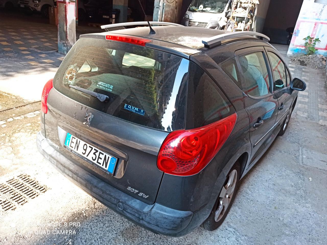 Peugeot 207 1.6 8V HDi 93CV SW Ciel Allure